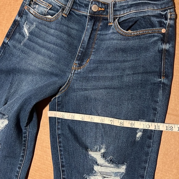 Judy Blue Mid-Rise Straight Leg Distressed Dad Jean, size 28 - Picture 11 of 16